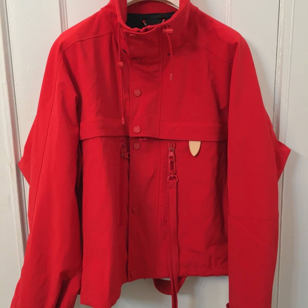 Louis Vuitton ca 36929 red plain rainbow jacket..
Brand New without Tag and box.